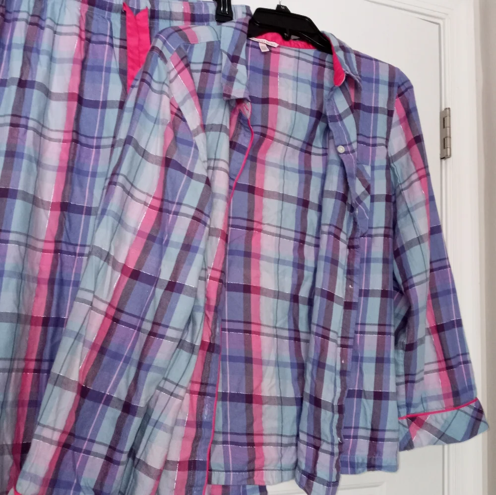 Victoria Secret plaid metallic pajama set size medium blue pale purple and blue